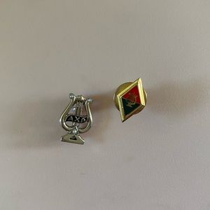 Alpha Chi Omega White Gold 3 Pearl Badge and New Member Pin